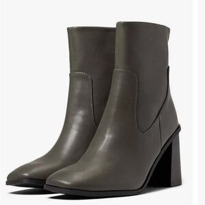 Dolce Vita Milana Boots